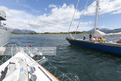 090107VG09_L7A5500