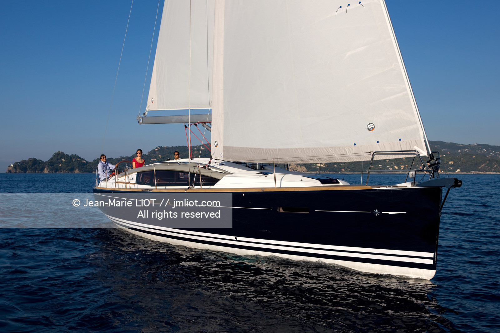 CHANTIER JEANNEAU 2011