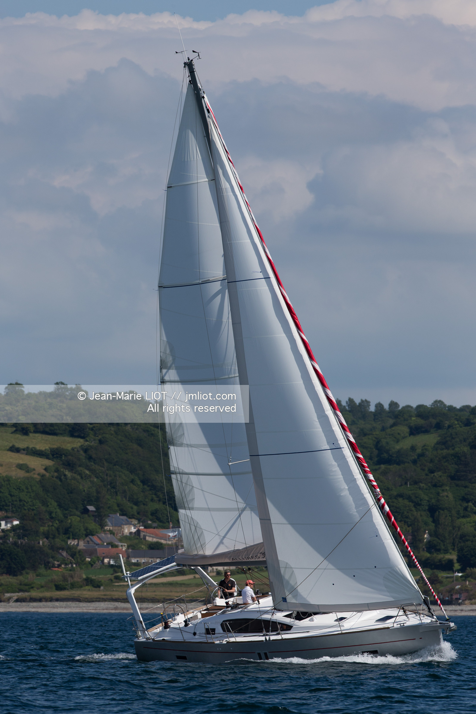 ALLURES YACHTING - ALLURES 39.9