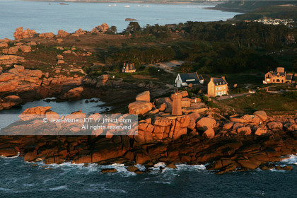 PHARE DE MAEN RUZ.