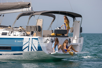DUFOUR YACHTS - DUFOUR 470