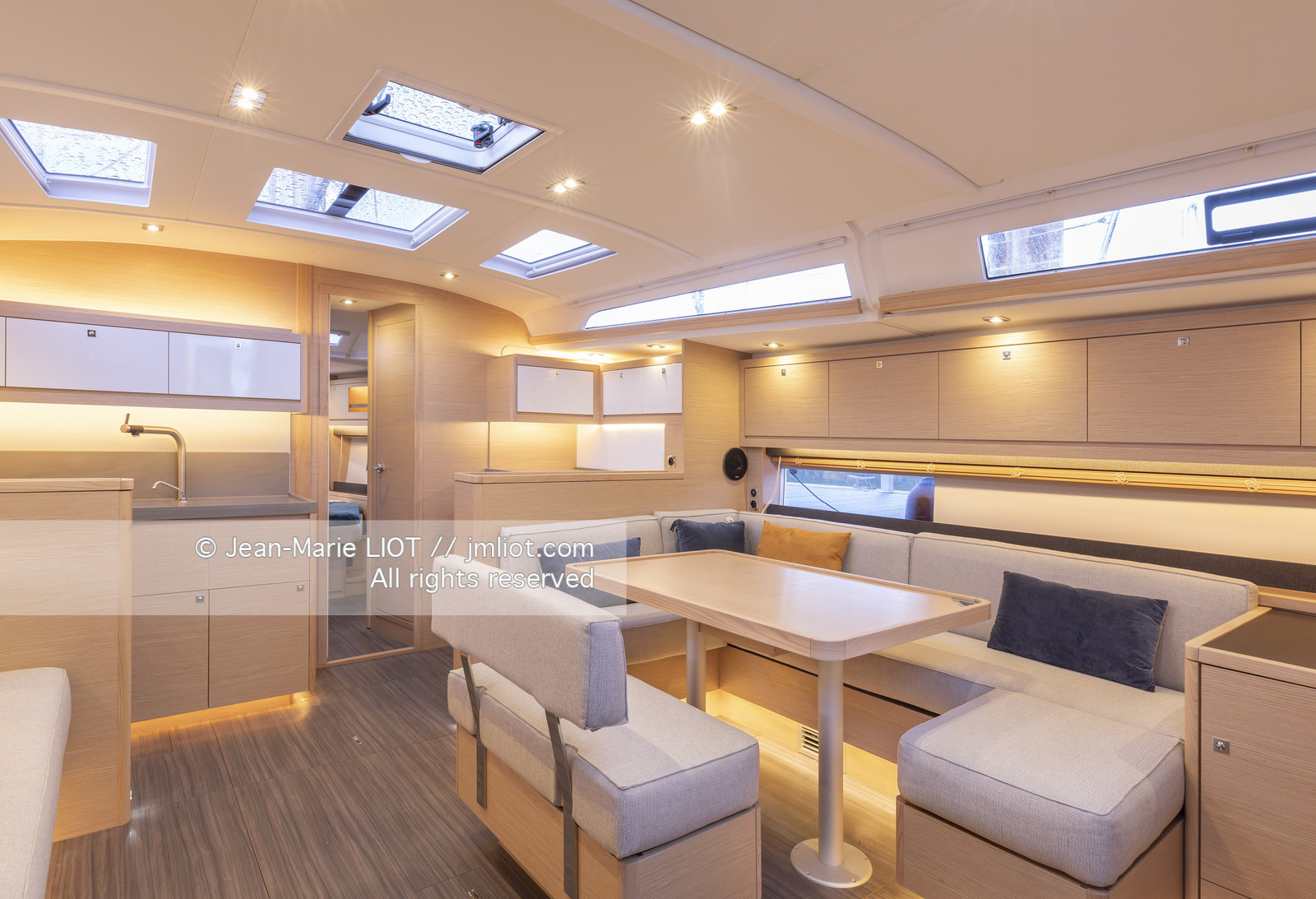 DUFOUR YACHTS - DUFOUR 470