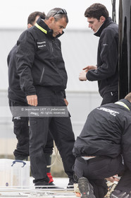 Maxi-Triimaran Spindrift 2 Launching