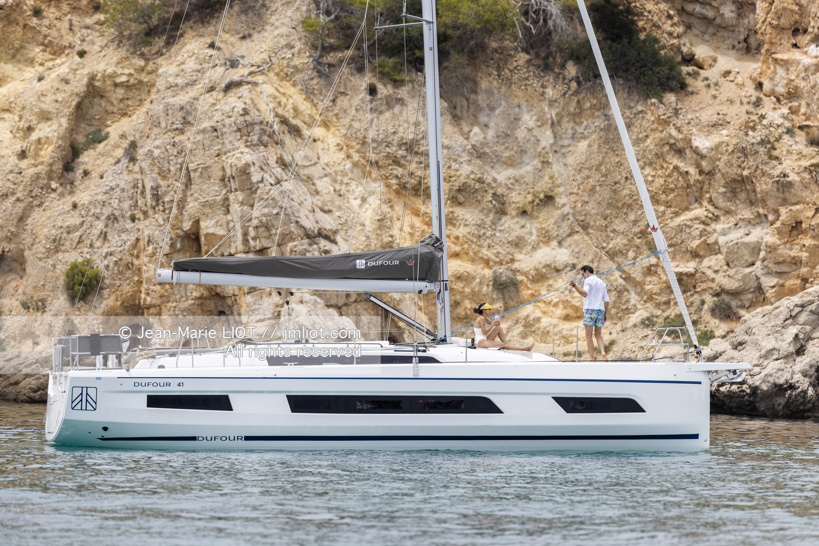 DUFOUR YACHTS 2023 - DUFOUR 41