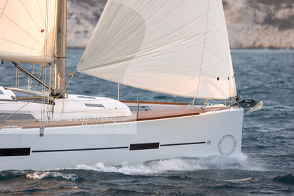 DUFOUR YACHTS - DUFOUR 410 NEW MODEL