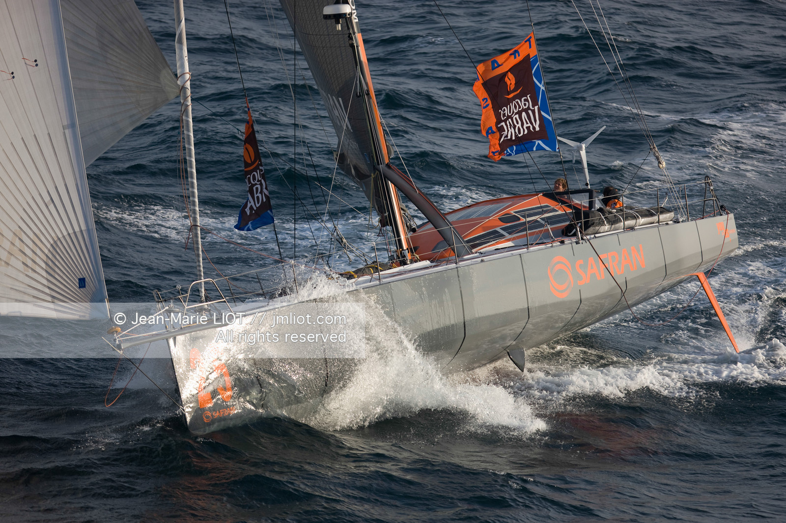 091029SAFRAN_38V9149