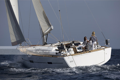 DUFOUR 46O.