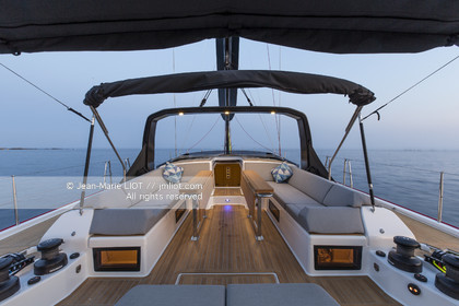 DUFOUR YACHTS 2017 - DUFOUR 520