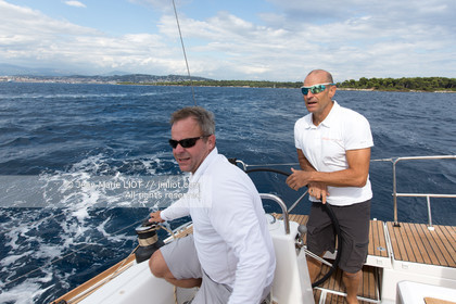 DUFOUR 460