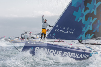 Les Sables d'Olonne, January 19, 2017 arrival of Armel Le Cléac'h (FR) skipper of the imoca Banque Populaire arrives 1st Vendee globe 2016-2017. Photo © Jean-Marie Liot   DPPI