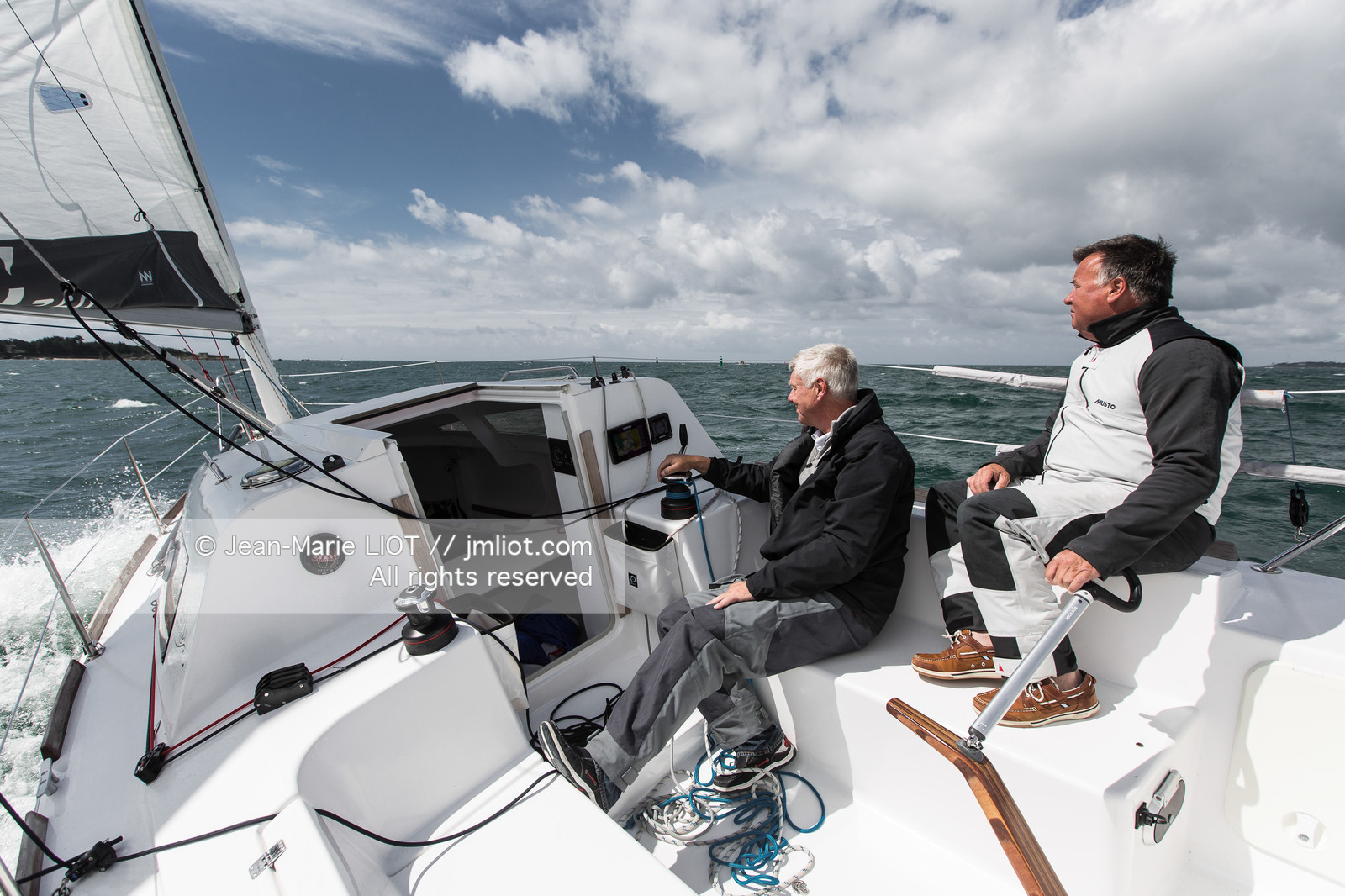 IKONE 750 - YACHT MAGAZINE ALLEMAGNE