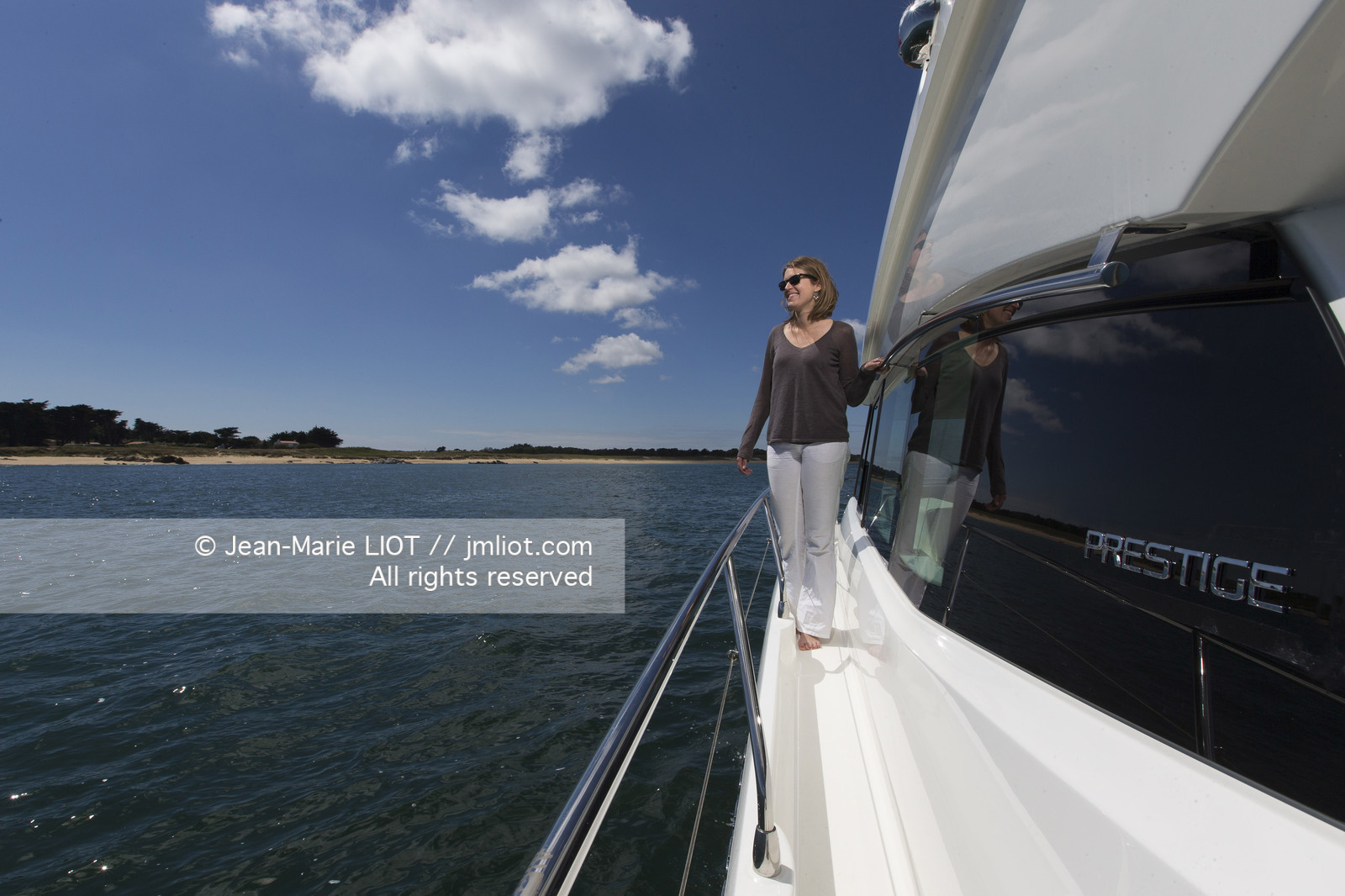 PRESTIGE 420 - PRESTIGE YACHTS