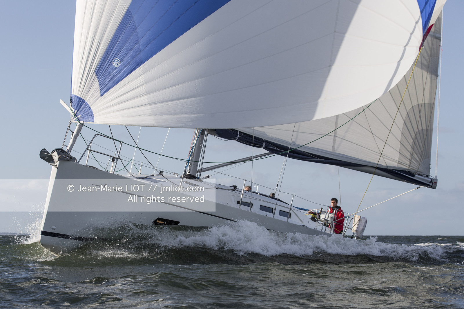 VOILE MAGAZINE - 100 MILLES A BORD