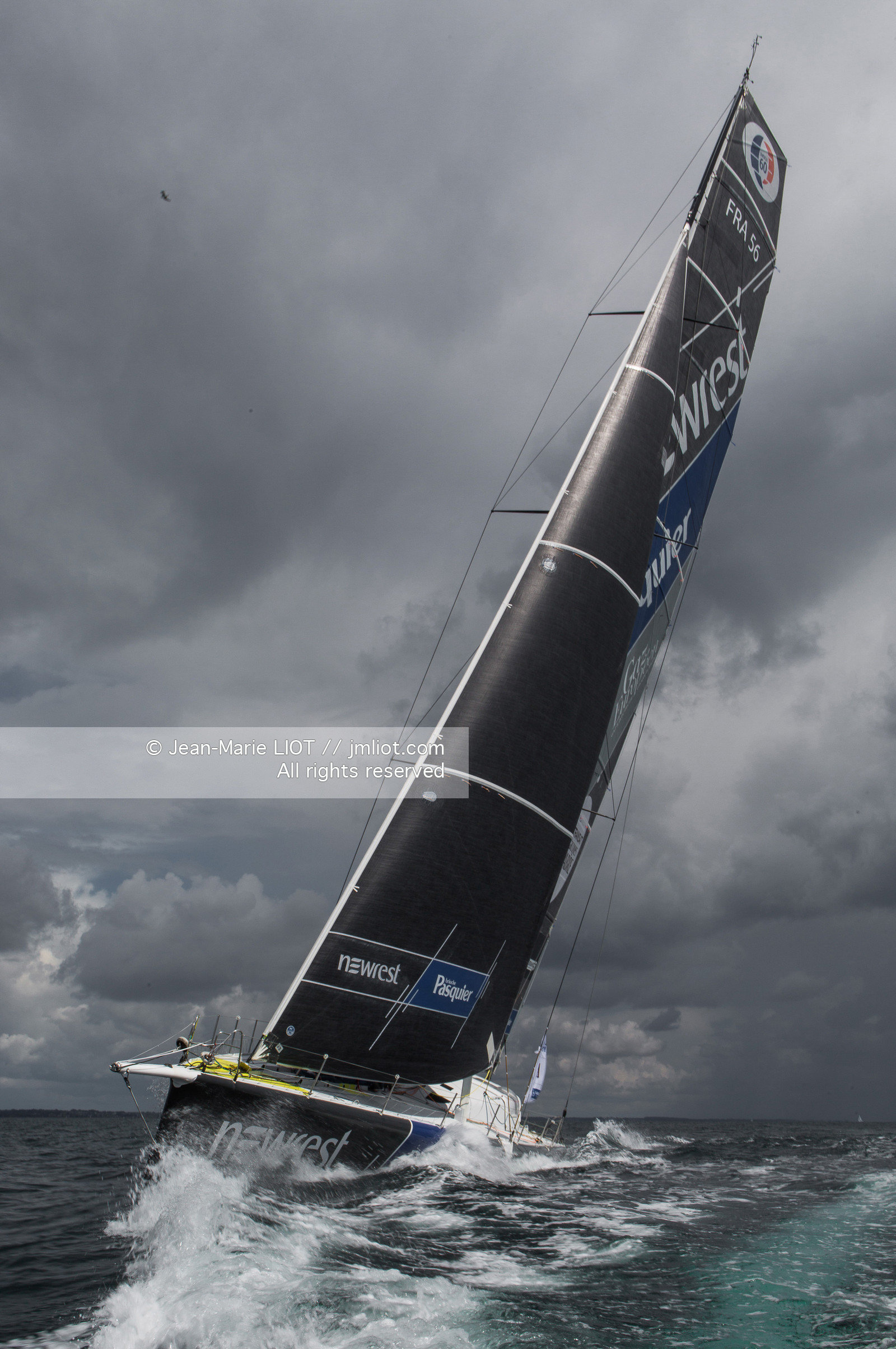 FABRICE AMEDEO - IMOCA NEWREST-BRIOCHE PASQUIER 2017 - TJV