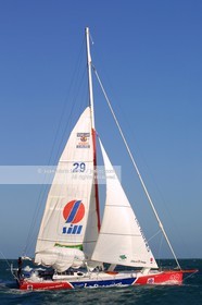 VENDEE GLOBE 2001- ROLAND JOURDAIN ARRIVAL