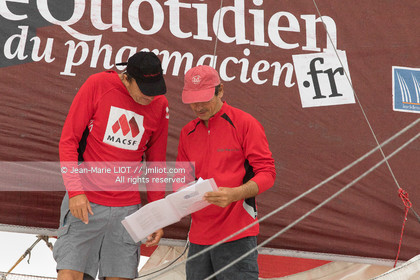 Itajaï (Brazil) le 13 novembre 2015, arrivée de Bertrand de broc et Marc Guillemot à bord de l'imoca MACSF. Photo © Jean-Marie Liot   DPPI..