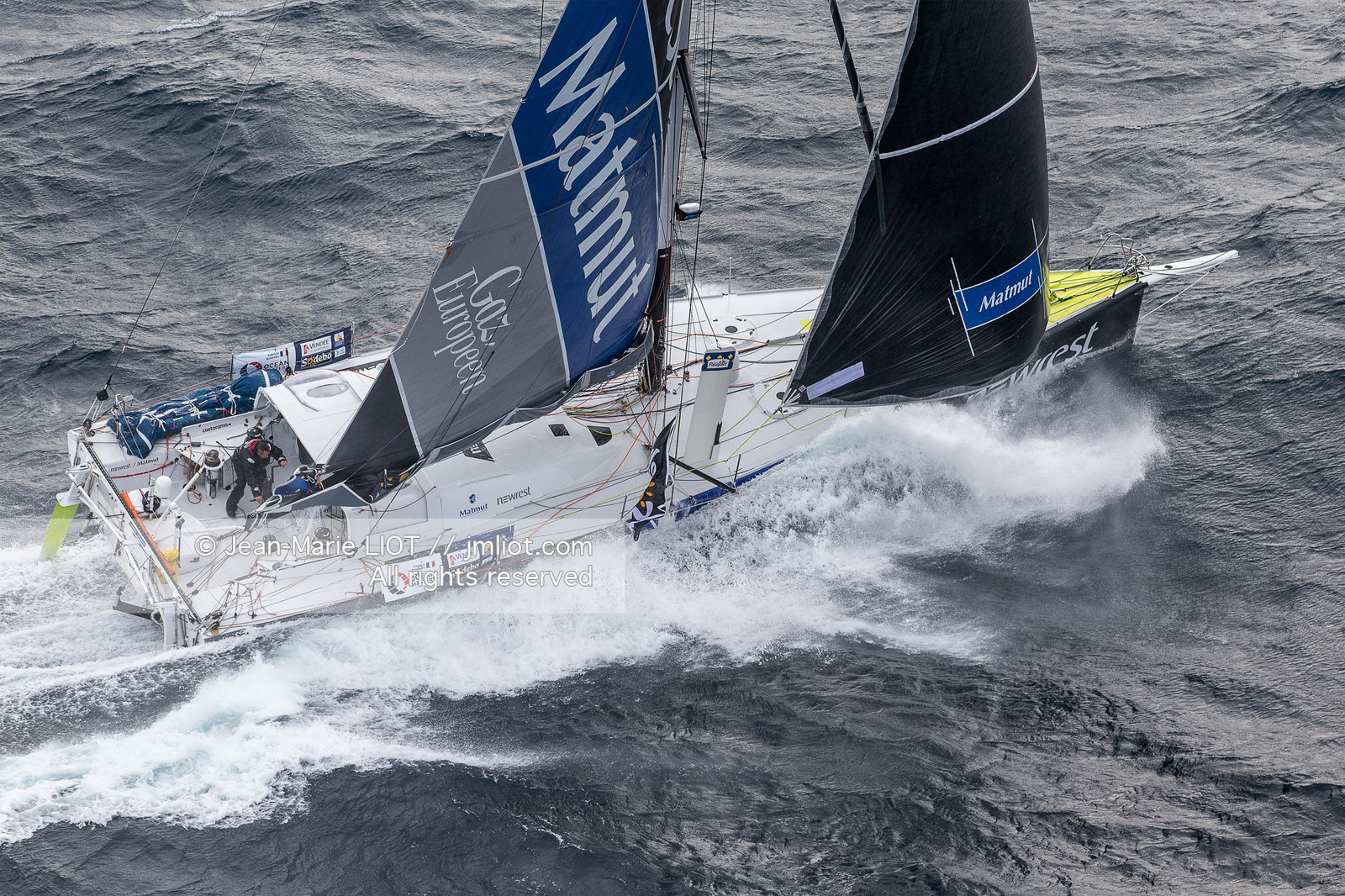 FABRICE AMEDEO - NEWREST-MATMUT - VENDEE GLOBE 2016-2017