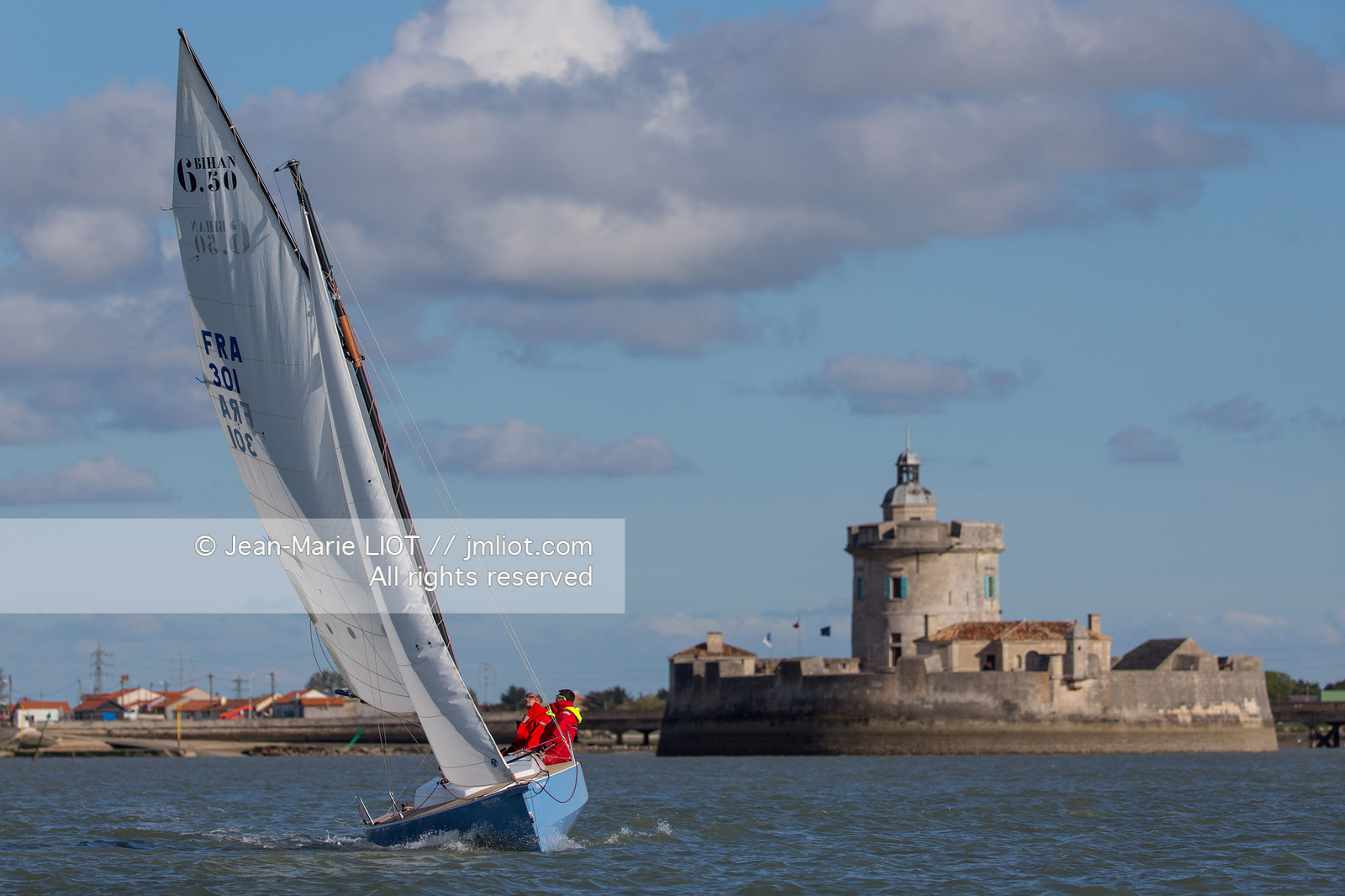 VOILES ET VOILIERS 2016 - LES FORTS DE CHARENTE, BAIE DE LA ROCHELLE EN BIHAN 650