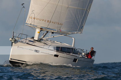 BENETEAU - MAT AUTO PORTE