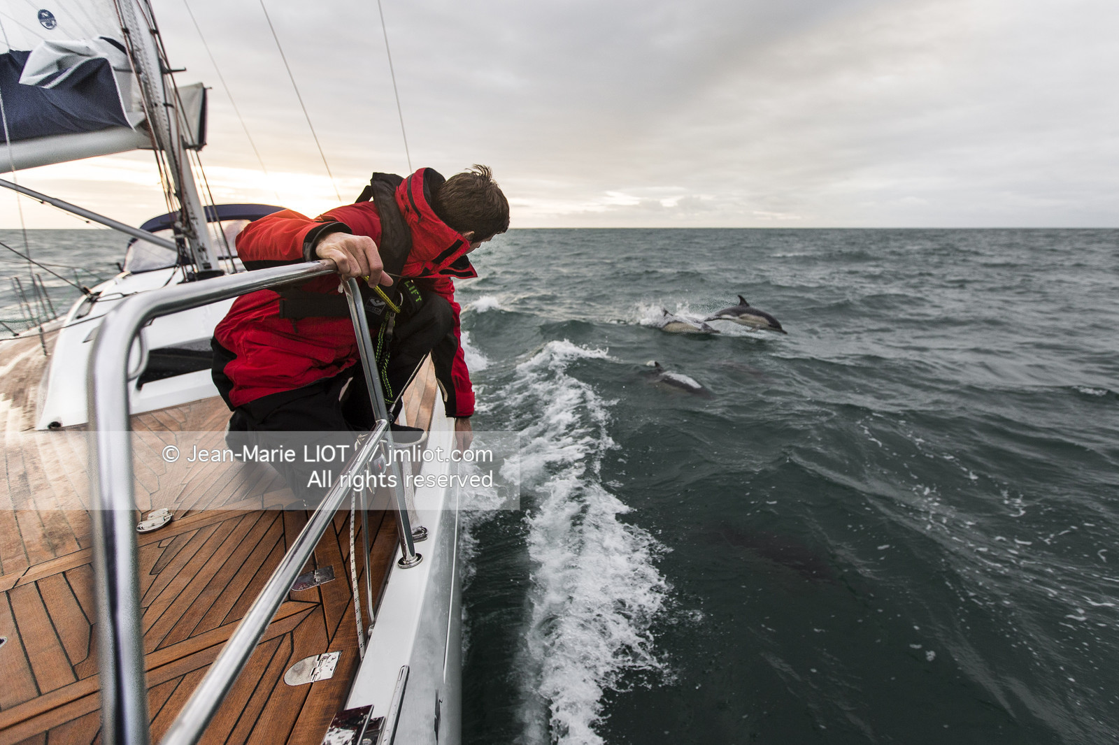 VOILE MAGAZINE - 100 MILLES A BORD