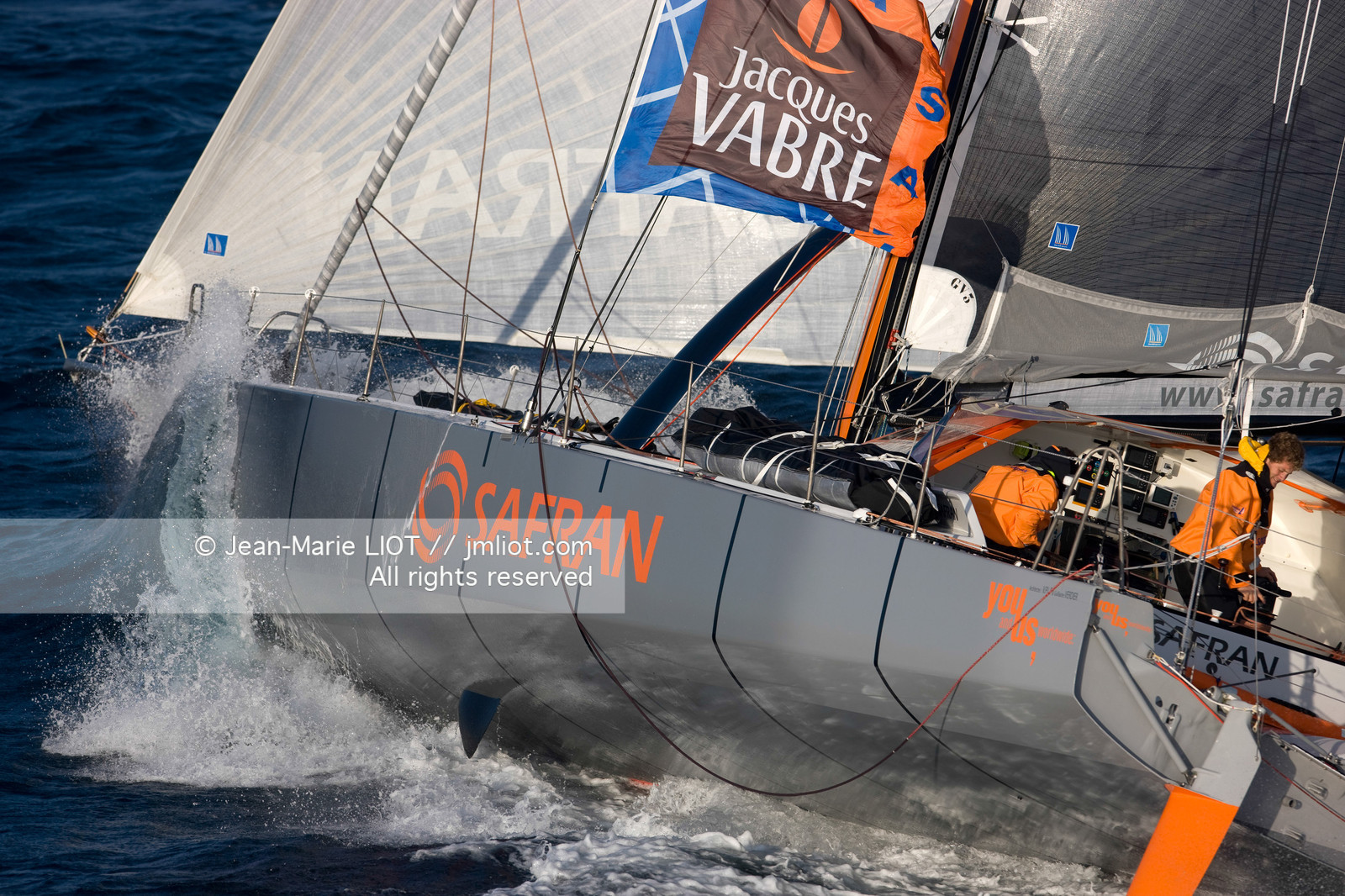 091029SAFRAN_38V9164