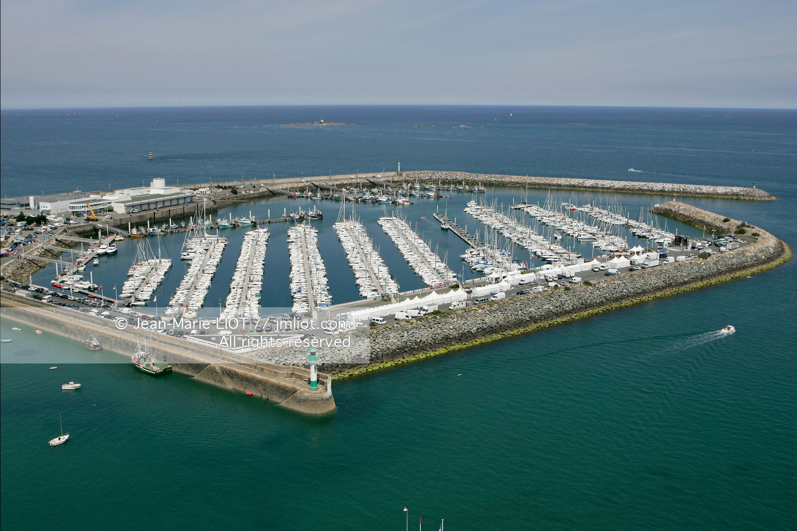 PHOTO © JEAN-MARIE LIOT.SAINT-QUAY-PORTRIEUX ....