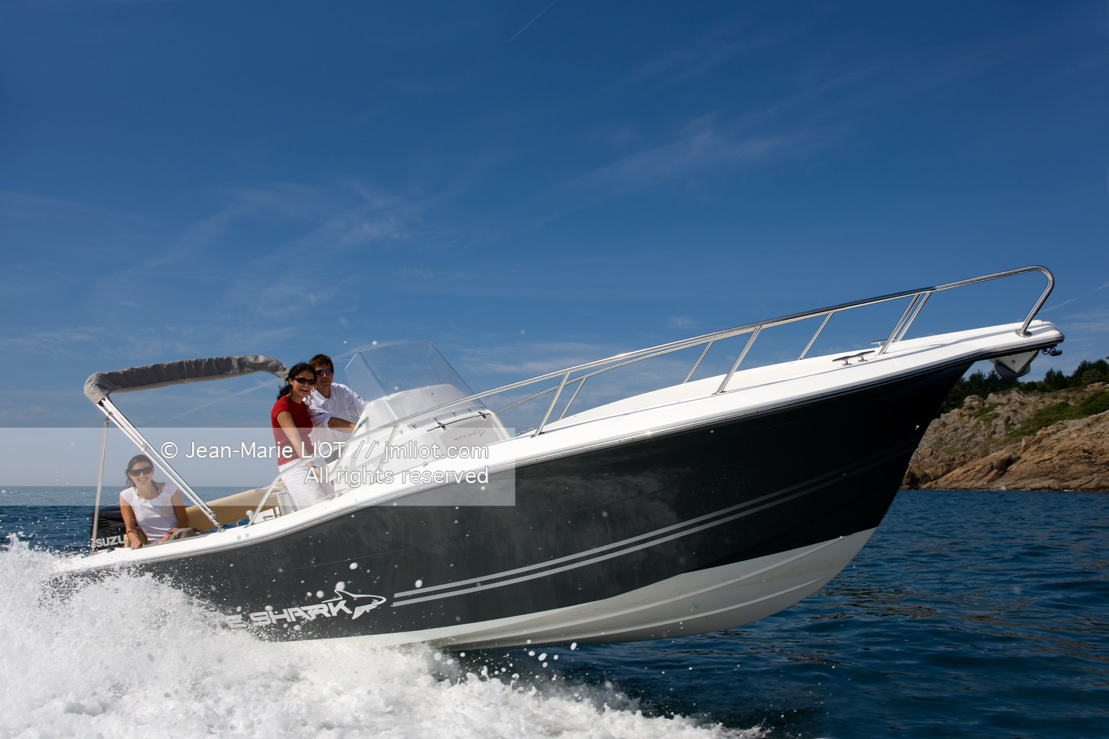 WHITE SHARK 226