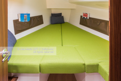 J 112 E - INTERIEUR ET DEATAILS