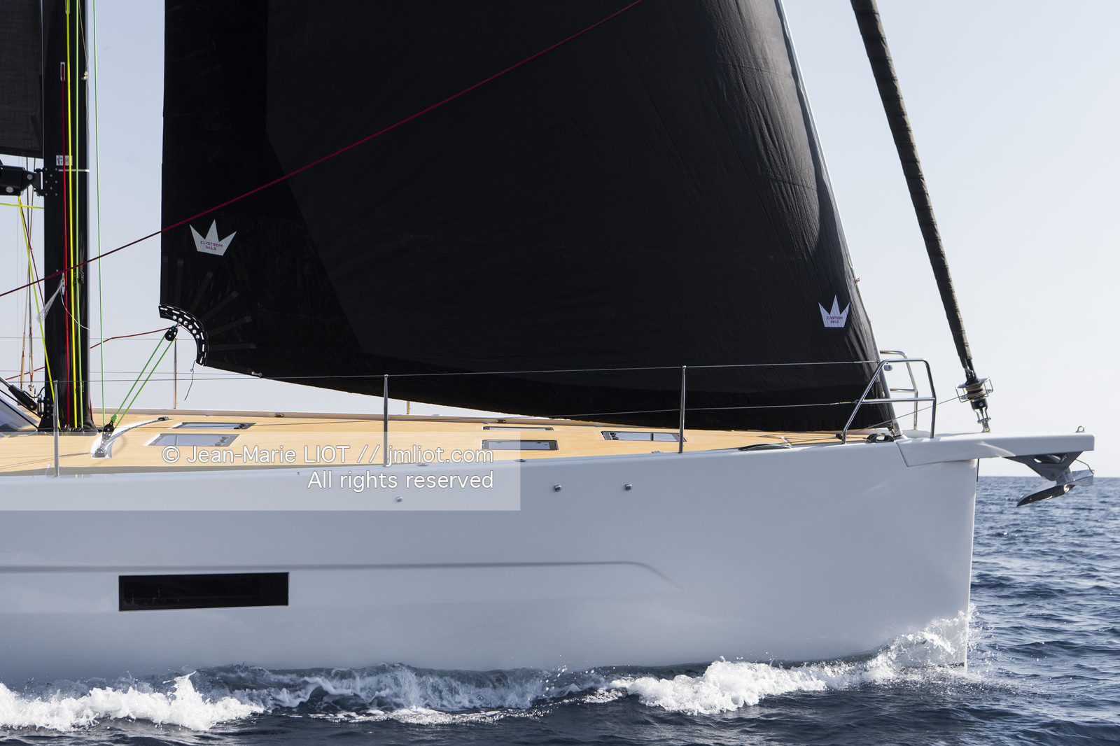 DUFOUR YACHTS 2017 - DUFOUR 63