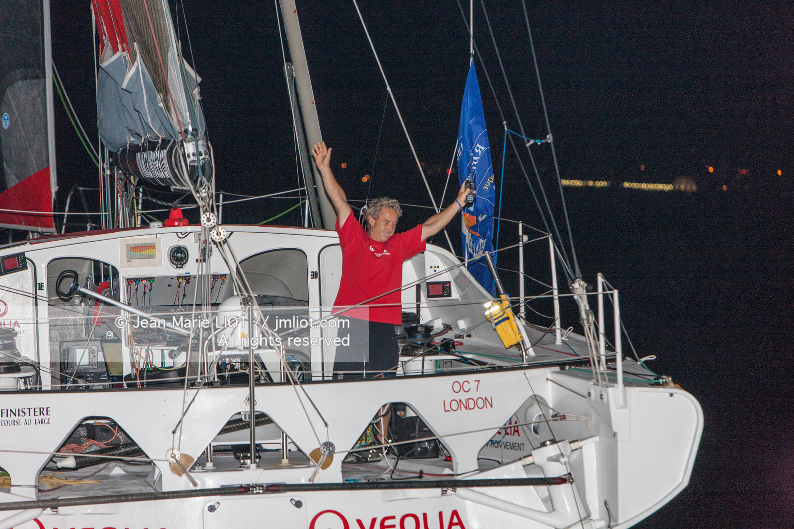 ROUTE DU RHUM 2010 - ARRIVEE DE ROLAND JOURDAIN