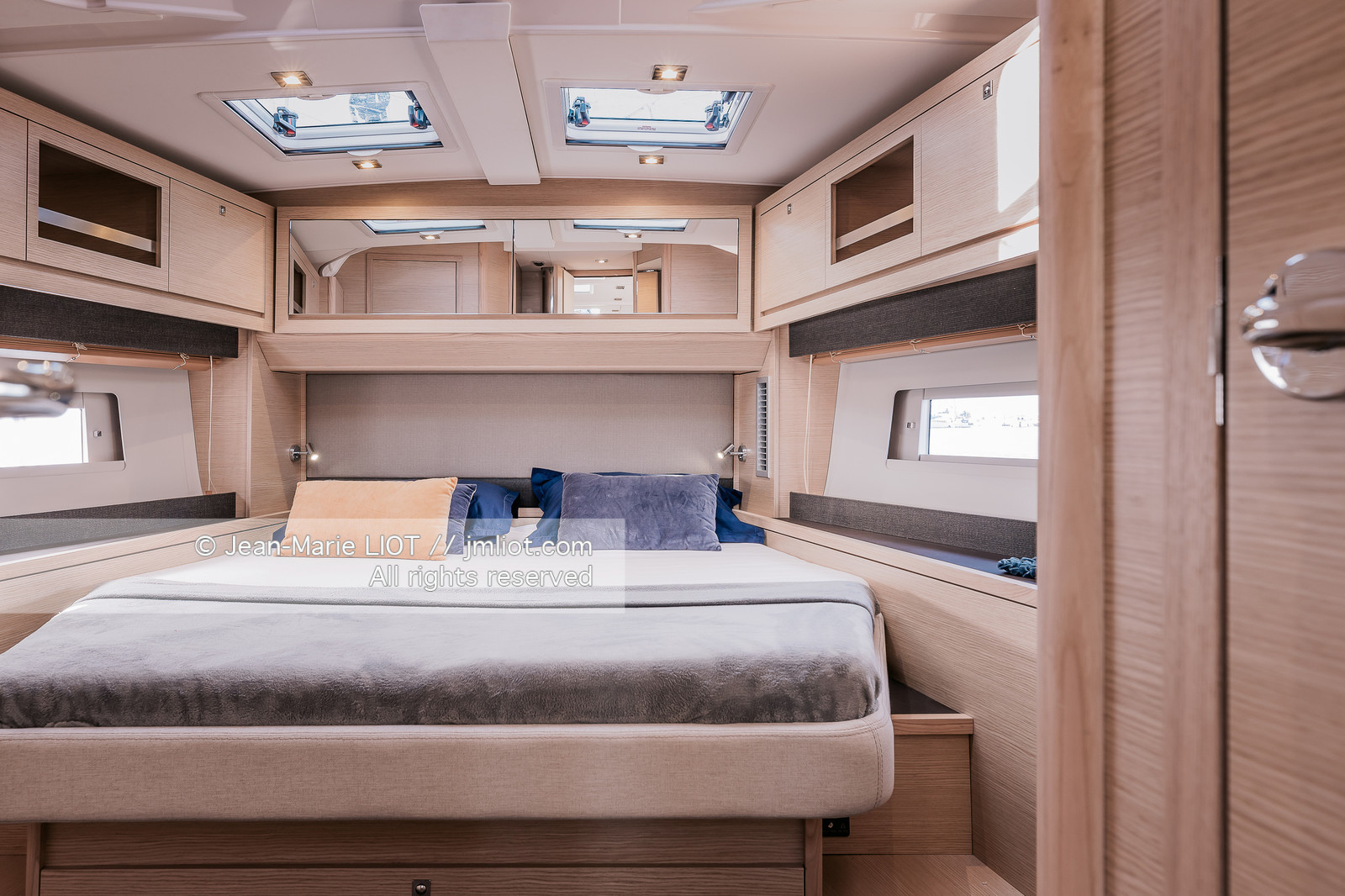 DUFOUR YACHTS - DUFOUR 470