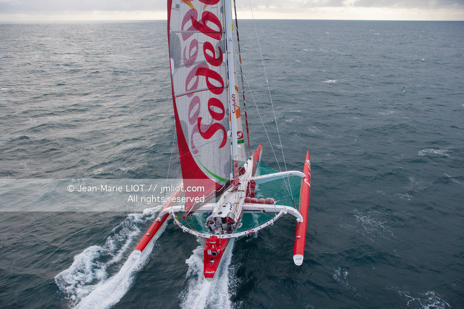 MAXI TRIMARAN SODEBO - THOMAS COVILLE - RECORD TOUR DU MONDE EN SOLITAIRE - 2008..
