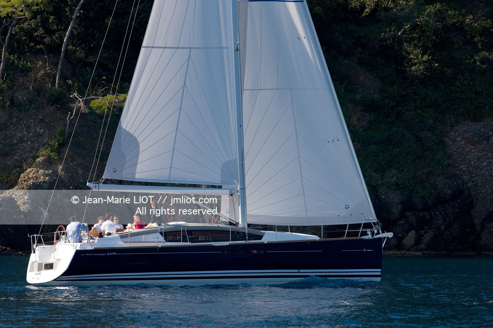 CHANTIER JEANNEAU 2011