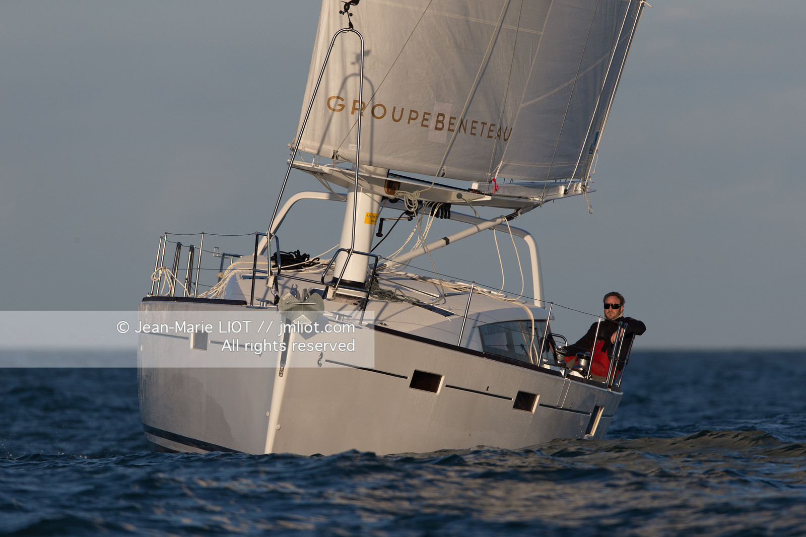 BENETEAU - MAT AUTO PORTE