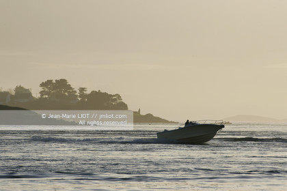 041227MORB_O8H7103 .jpg