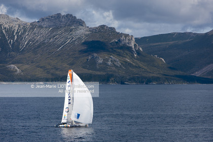 090107VG09090105FONCIA_38V4912 .jpg