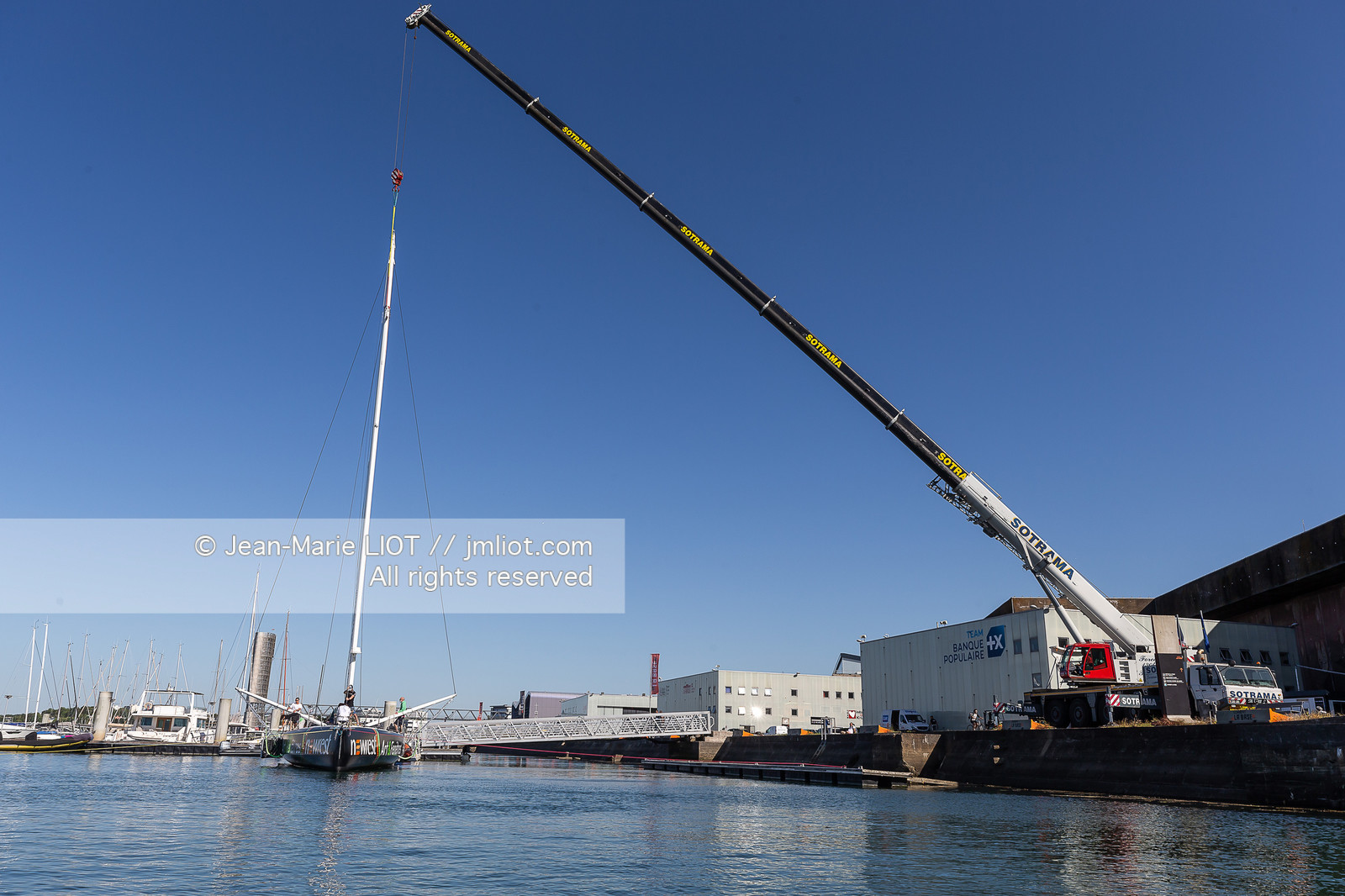 FABRICE AMEDEO - IMOCA NEWREST - ART & FENETRES 2020