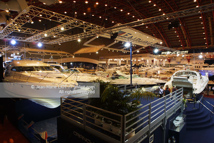 LONDON BOAT SHOW 2002