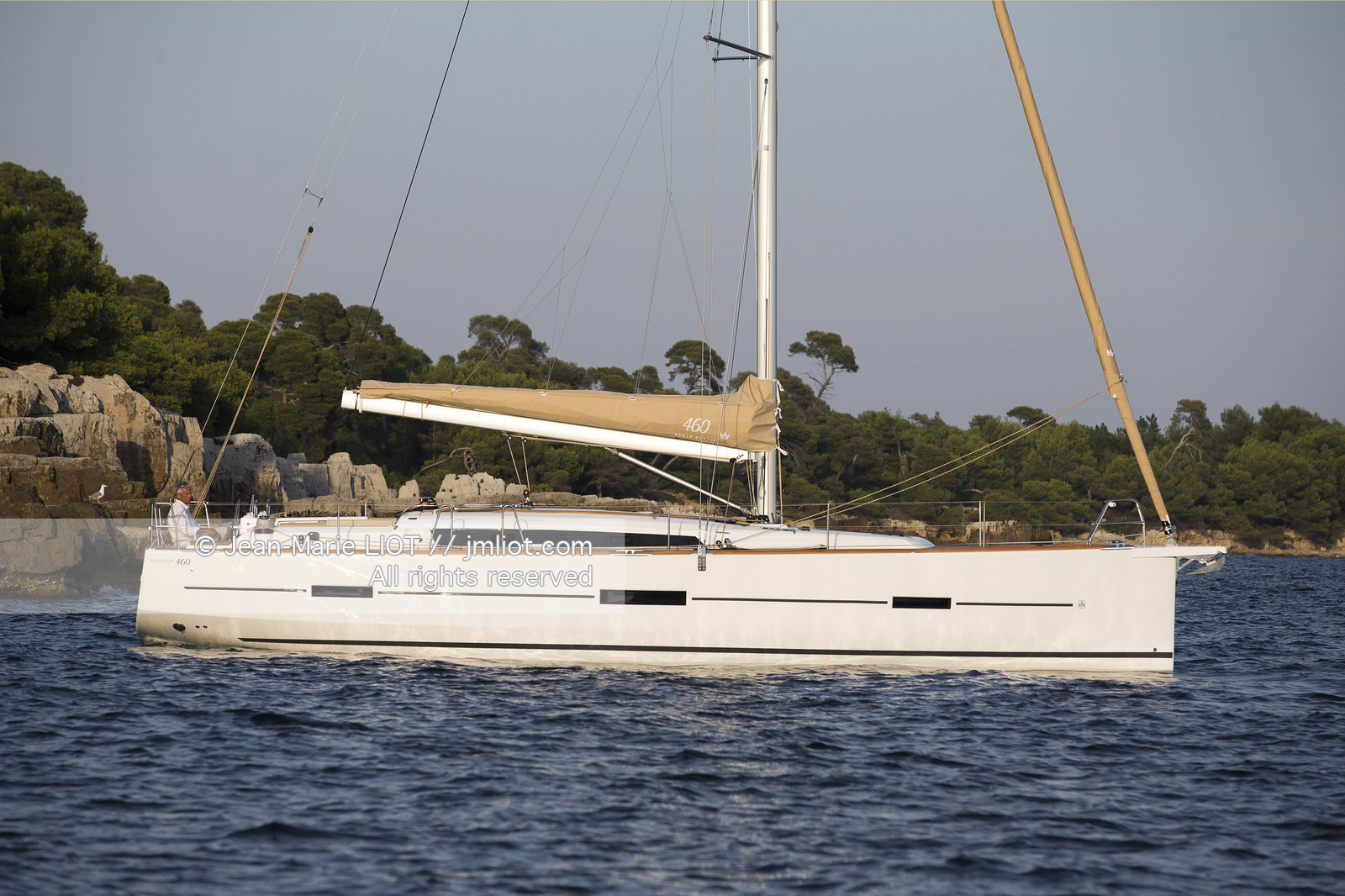 DUFOUR 46O.
