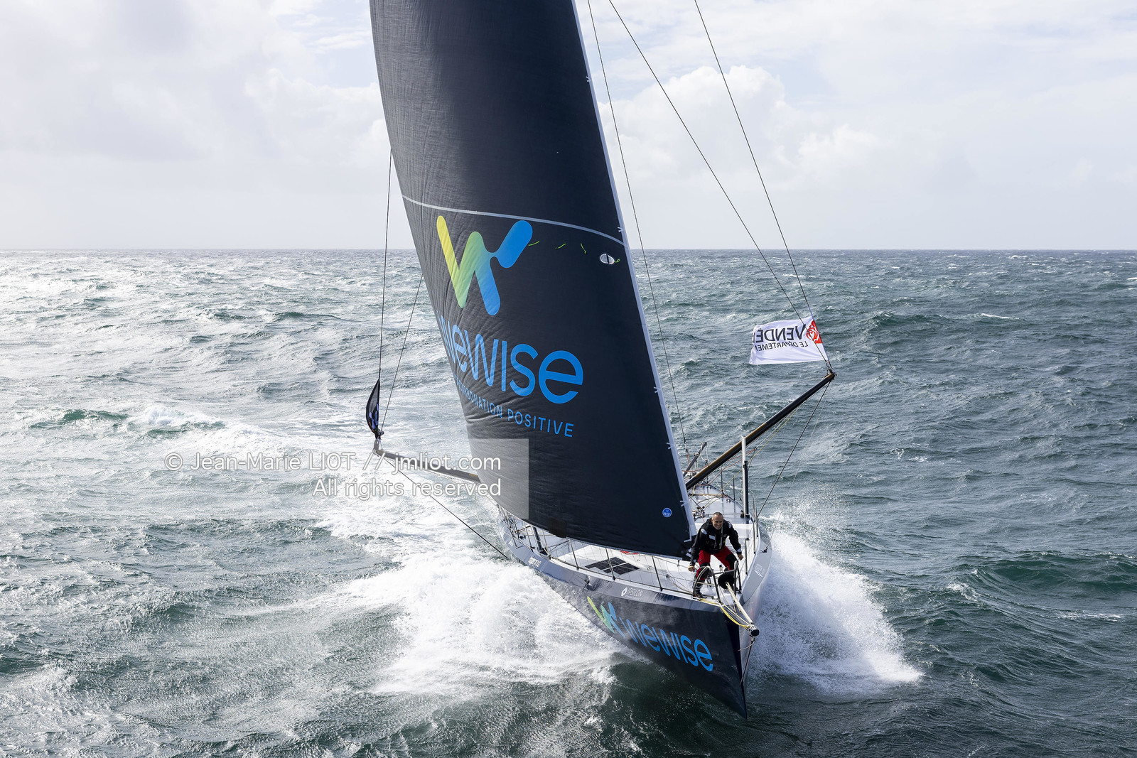 FABRICE AMEDEO 2024 - IMOCA NEXANS WEWISE - VENDEE GLOBE 2024-2025