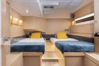 DUFOUR YACHTS - DUFOUR 470