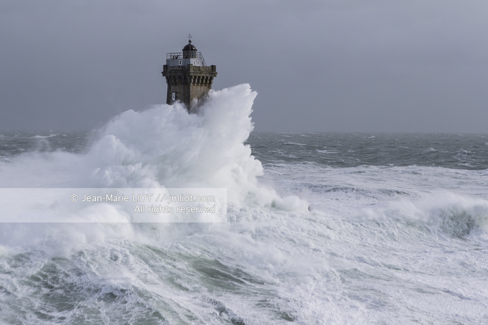 Les phares d'Iroise dans la tempête Ruth