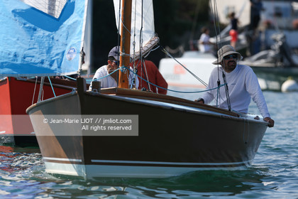 TOUR DE L'ILE AUXMOINES 2014