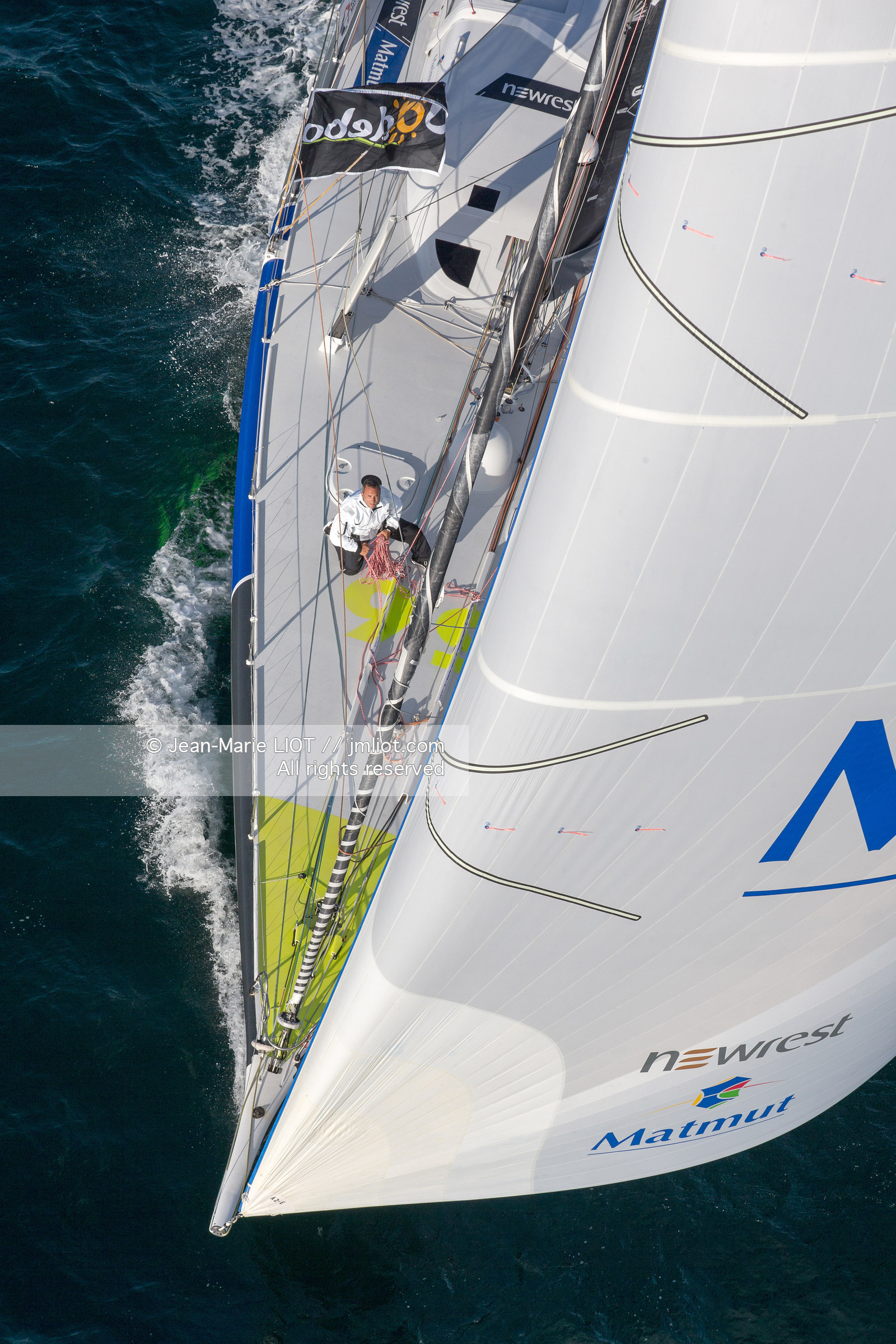 FABRICE AMEDEO - NEWREST MATMUT - VENDEE GLOBE 2016-2017