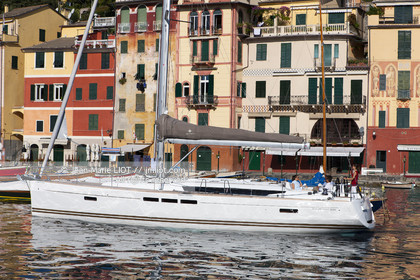 .Portofino,  the pretty port  in Italian is located in the hollow of a cove on the Ligurian coast. This small fishing port became one of the most exclusive resorts in Italy , however, has not lost its charm ..Photo © Jean -Marie Liot