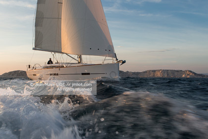 DUFOUR YACHTS - DUFOUR 410 NEW MODEL