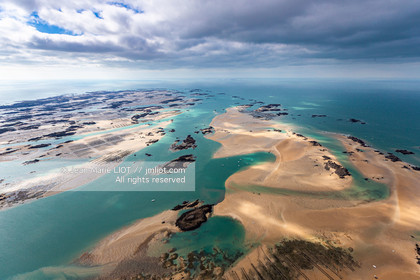 LES ILES CHAUSEY