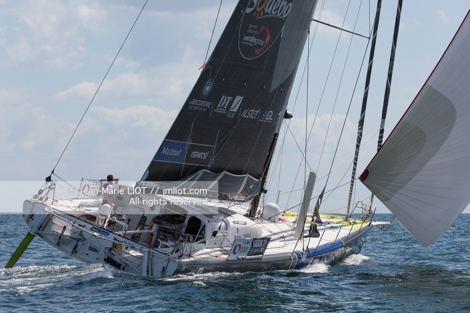 FABRICE AMEDEO - NEWREST MATMUT - VENDEE GLOBE 2016-2017