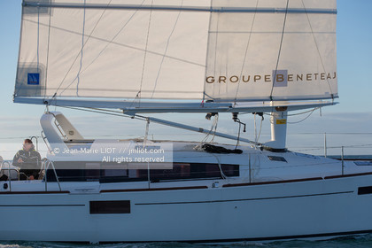 BENETEAU - MAT AUTO PORTE