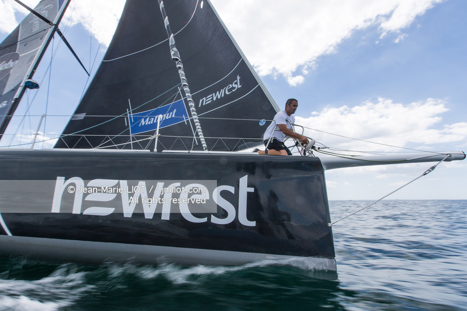 FABRICE AMEDEO - NEWREST MATMUT - VENDEE GLOBE 2016-2017